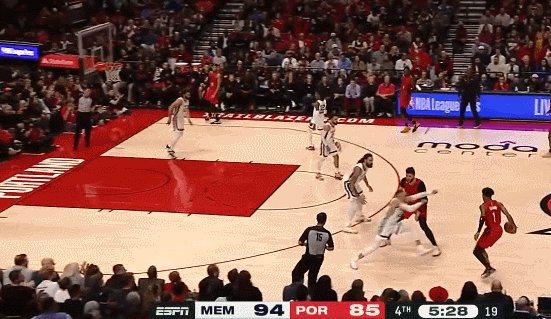 1667733825312061878.gif 1.gif